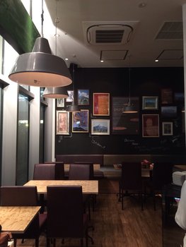 店舗内部の画像