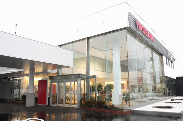 鳥取本社店外観