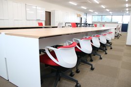 鳥取支店事務所の写真